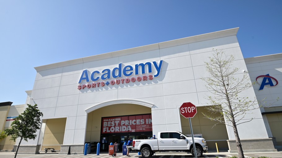 beplay官网娱乐Academy Sports and Outdoors, Inc.正在将其门店足迹扩展到两个新的州。beplay官网娱乐2022年晚些时候，这家体育用品和户外娱乐零售商将在弗吉尼亚州和西弗吉尼亚州开设第一家门店。