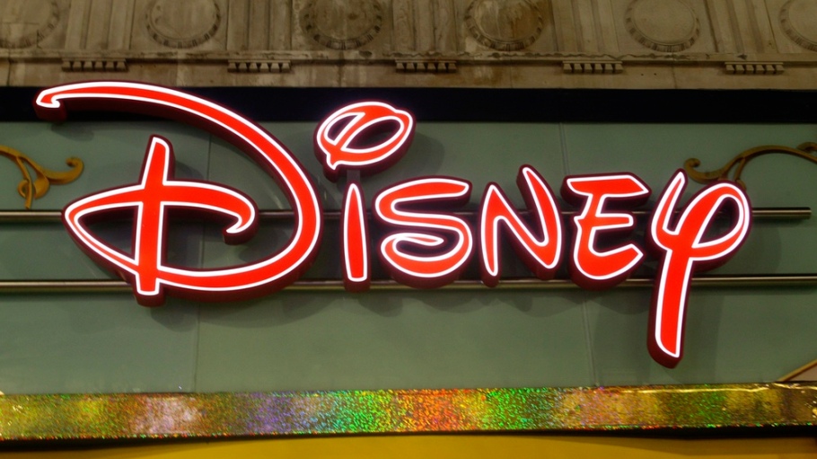 beplay官网娱乐在迪士尼退出巴基斯坦八年后，供应商和授权商将能够从“更好的工作”注册设施采购服装。