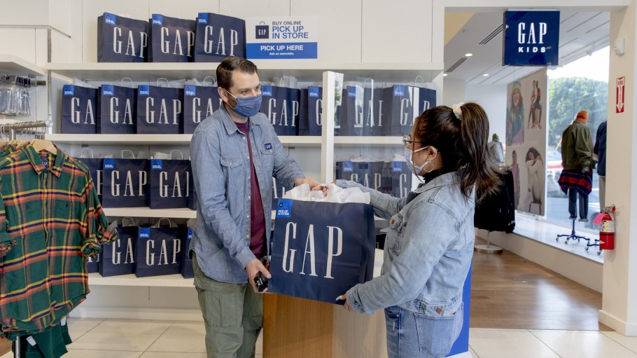 beplay官网娱乐Gap inc .为加拿大带来了其four-brand客户忠诚度计划