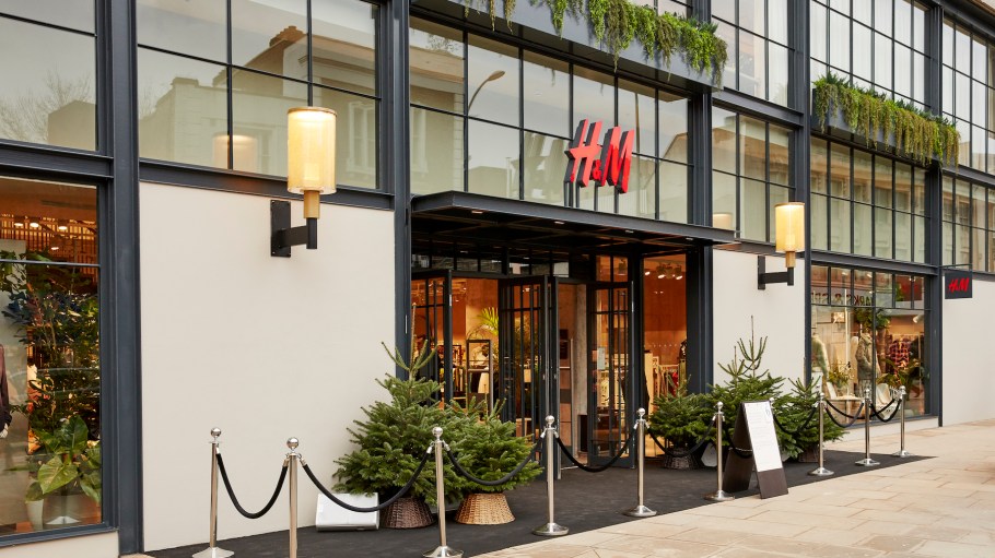 beplay官网娱乐伦敦的一家H&M店。