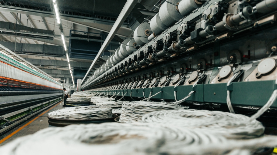 beplay官网娱乐LCA认证实现由于协作Intradeco棉纺的业务在萨尔瓦多,中美洲旋转工作(CASW),及其与恢复合作品牌,100%回收材料服装和配饰品牌。