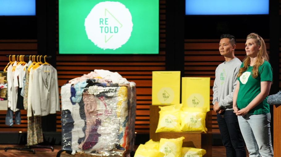 beplay官网娱乐Allen Yeoh和Amelia Trumble是Retold Recycling的联合创始人，他们在周五播出的ABC《创智赢家》节目中听取鲨鱼的反馈。