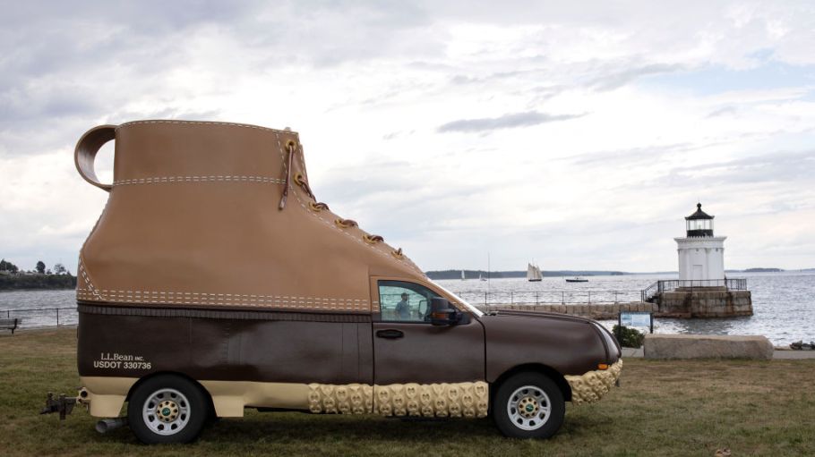 beplay官网娱乐2012年，为了庆祝该品牌成立100周年，L.L.Bean推出了这款移动靴。beplay官网娱乐11年后，这家缅因州公司被起诉，因为据称它虚假地声称自己的靴子是防水的