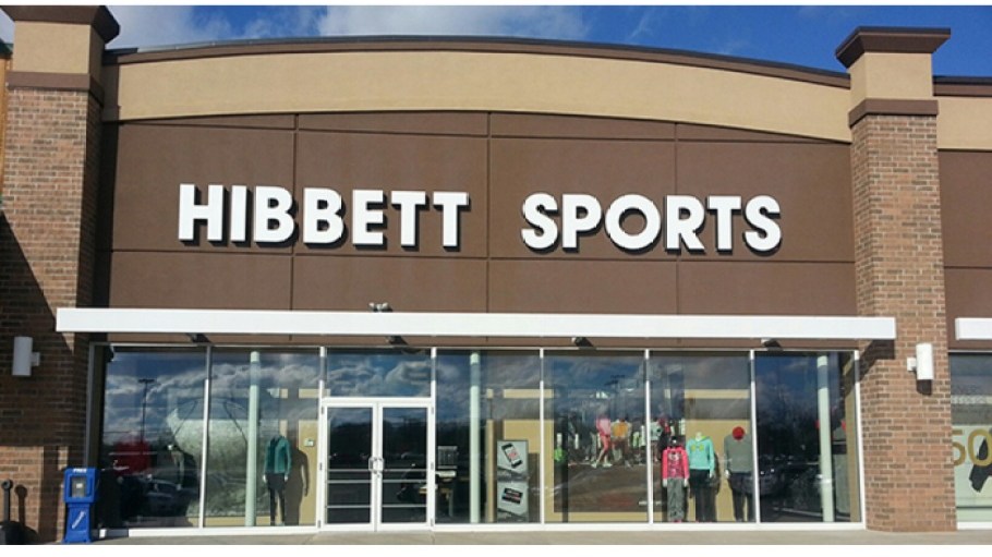 beplay官网娱乐Hibbett体育吹捧的流行鞋类品牌的业绩达不到预期