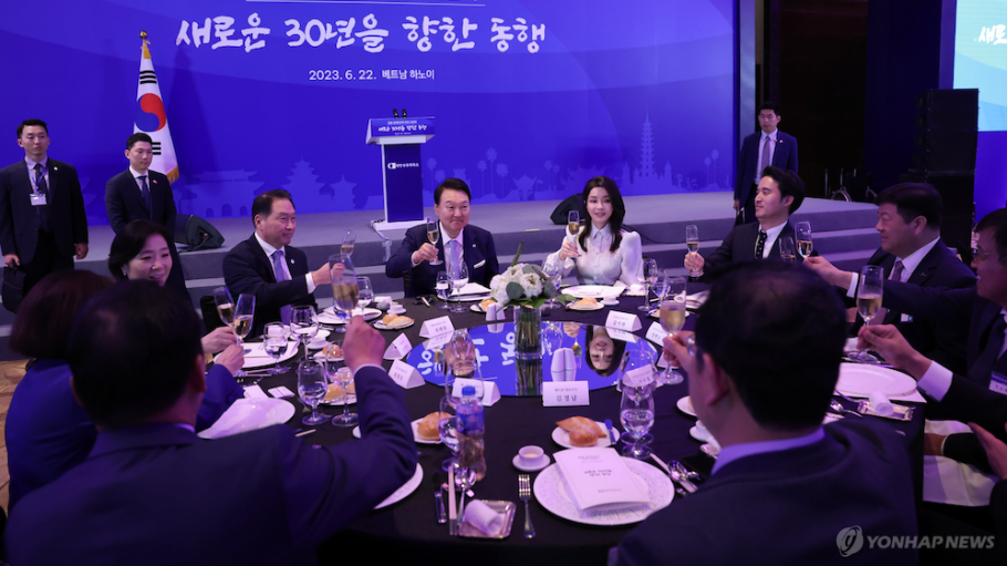 beplay官网娱乐Hansae加入Yoon总统的国事访问